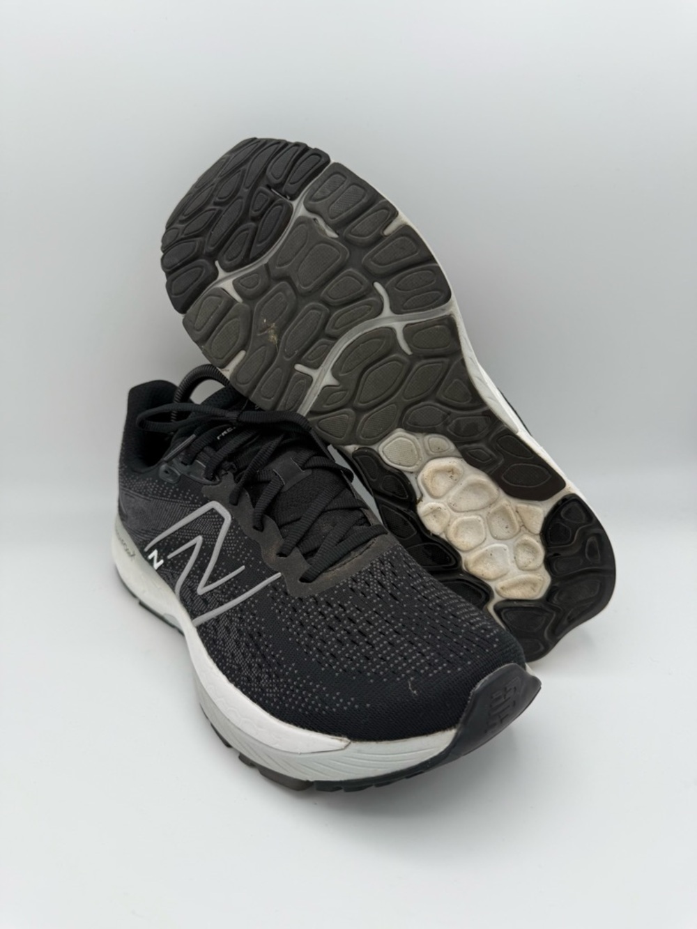 Men's New Balance Black Gray Fresh Foam X 880v12 Athletic Running Shoes Size 9.5